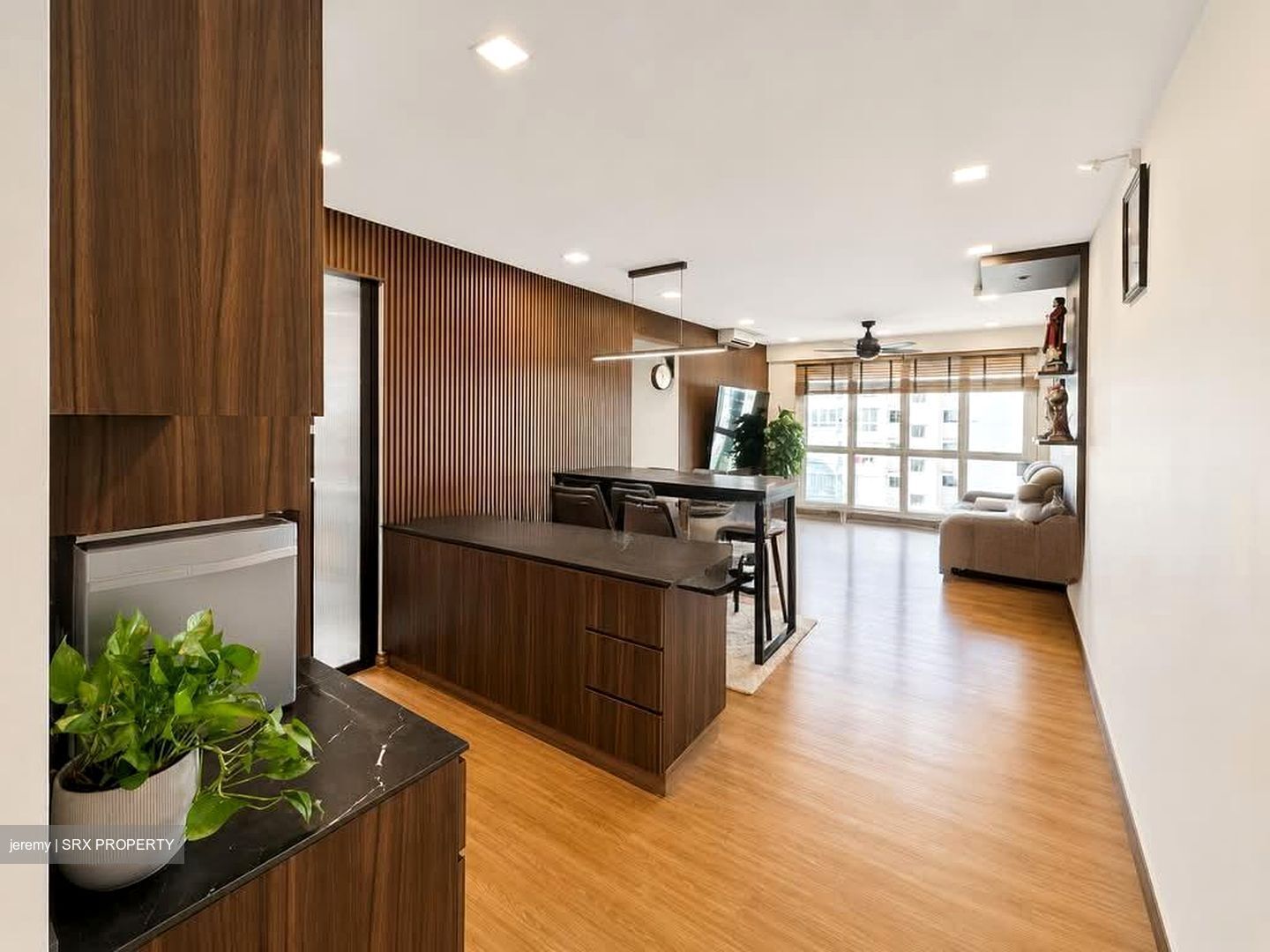 La Casa (D25), Condominium #575500331